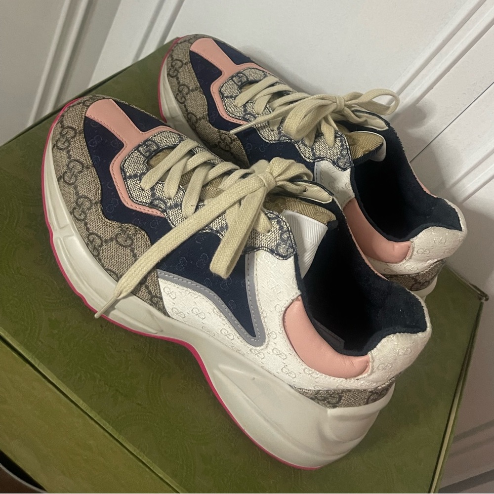 Gucci tennis